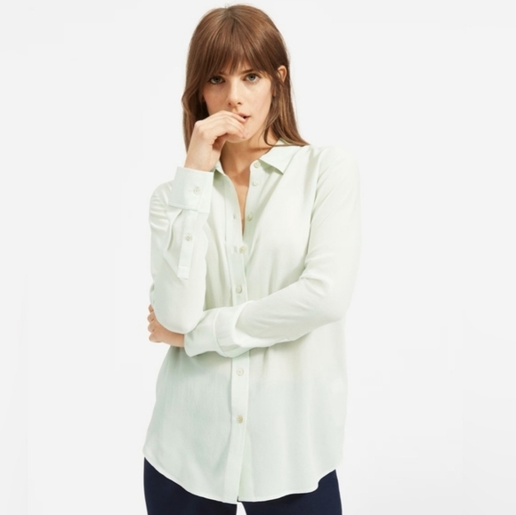 EVERLANE THE CLEAN SILK RELAXED SHIRT IN LIGHT GREEN•SIZE 4•NWT! - Picture 1 of 6